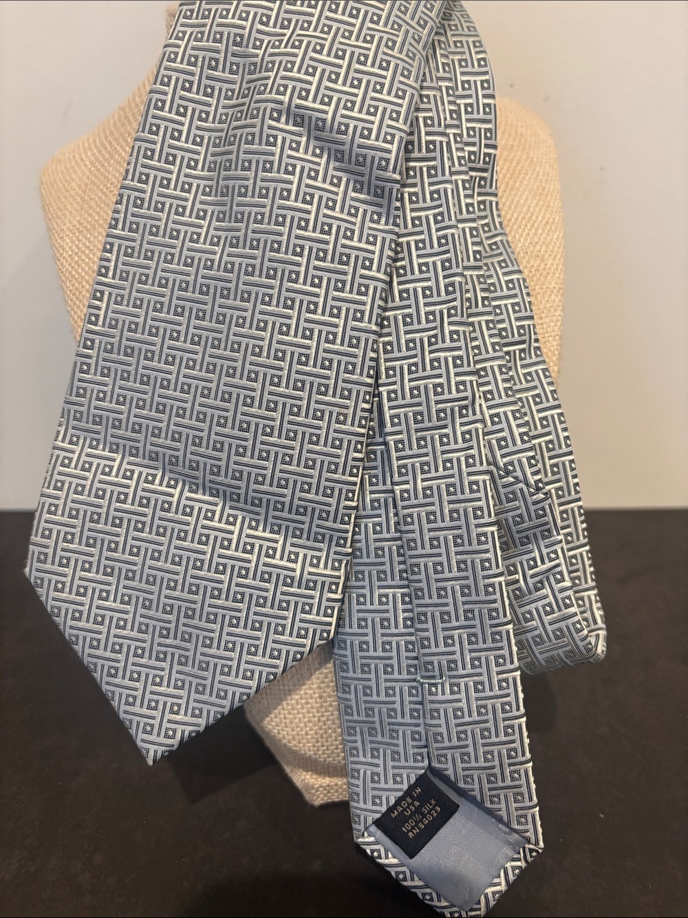 Banana Republic Light Blue Geometric Men's Tie